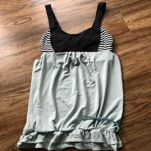 Lululemon tank